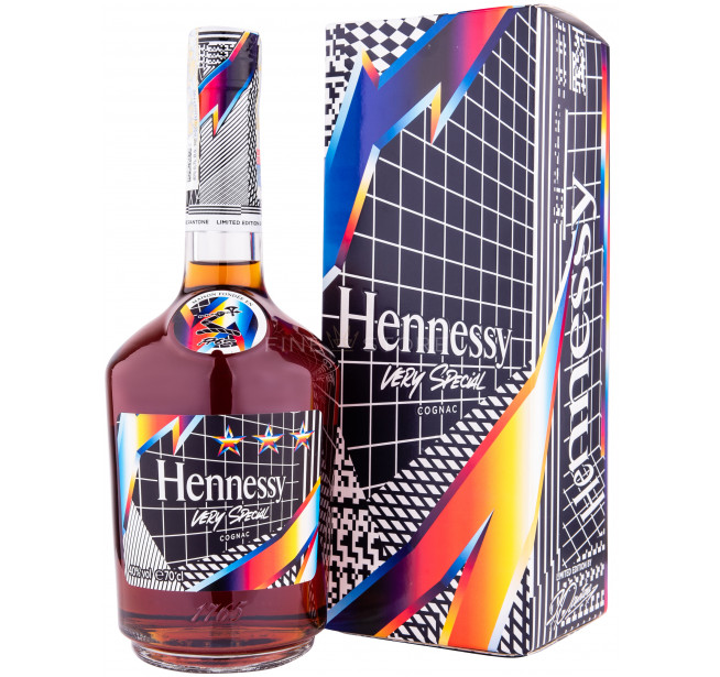 Hennessy VS Pantone 0.7L